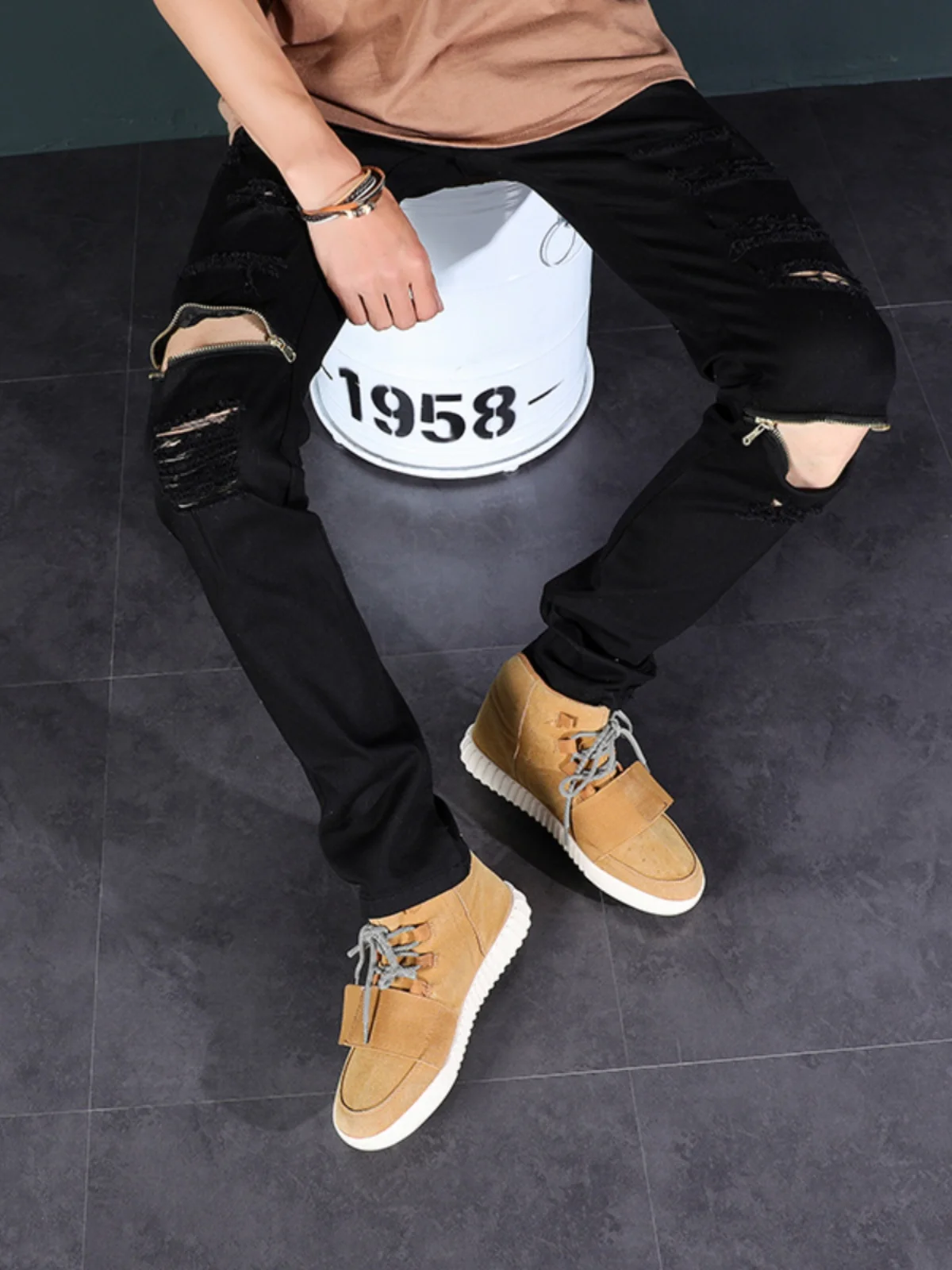 

Trendy Slim Fit Men's Hip Hop Elastic Denim Pants High Street Knee Zipper Hole Black Jeans Youthful Popular Long Pants