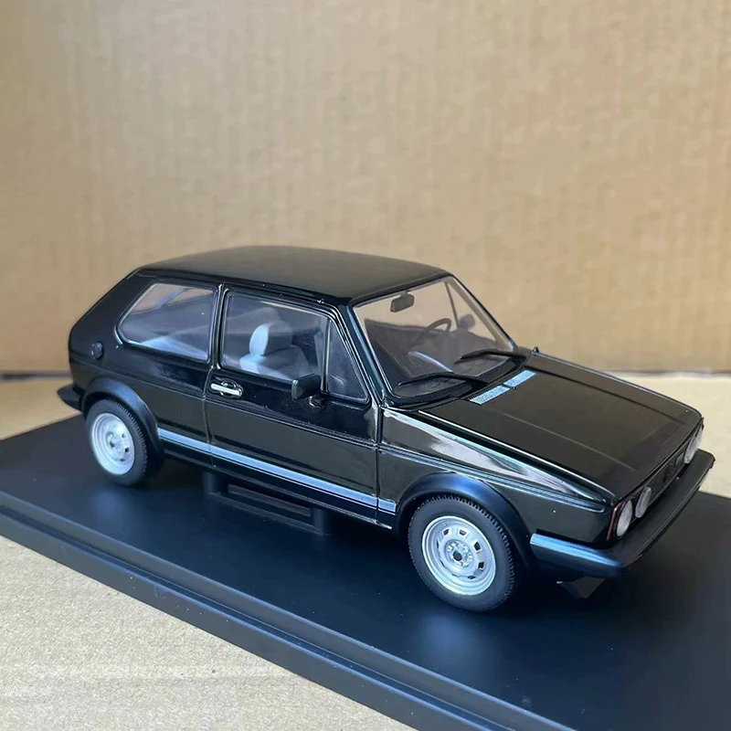 IXO 1:24 Scale GOLF GTI 1981 Car Alloy Simulation Car Model Diecast Toy Collectible Ornaments