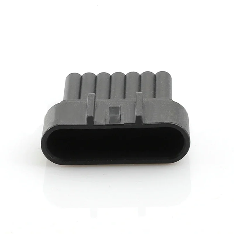 1/2/5/10/20/50set 7pin auto wiring harness male plug of PP10000888 electrical waterproof cable connector