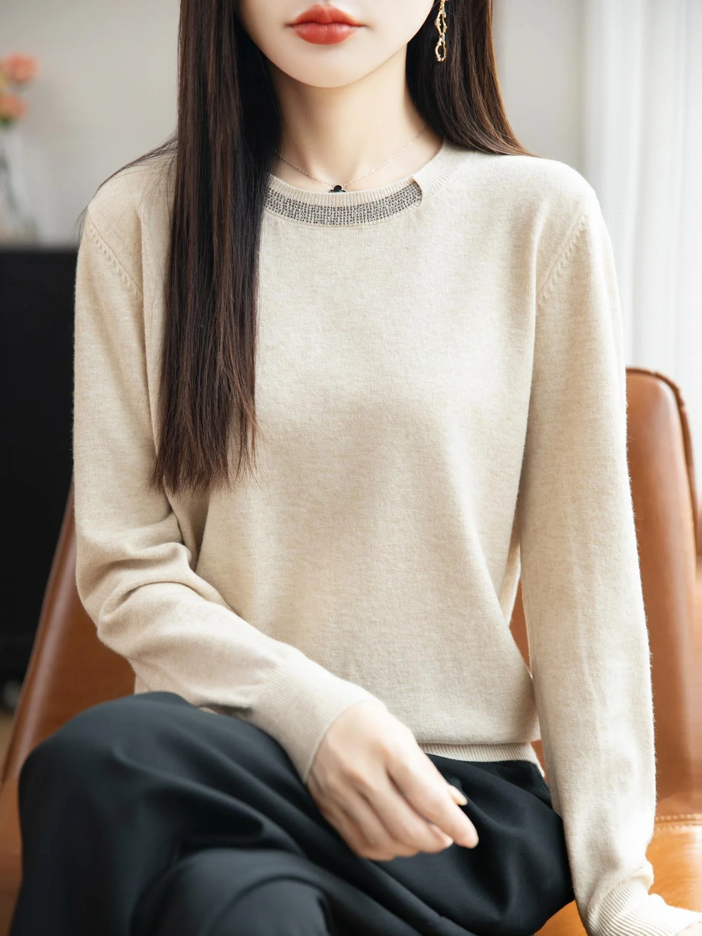 

Women's round Ne Knitwear Heavy Embellied Diamond Base irt Sli Autumn Winter Versatile Loose Fit Commute Sle