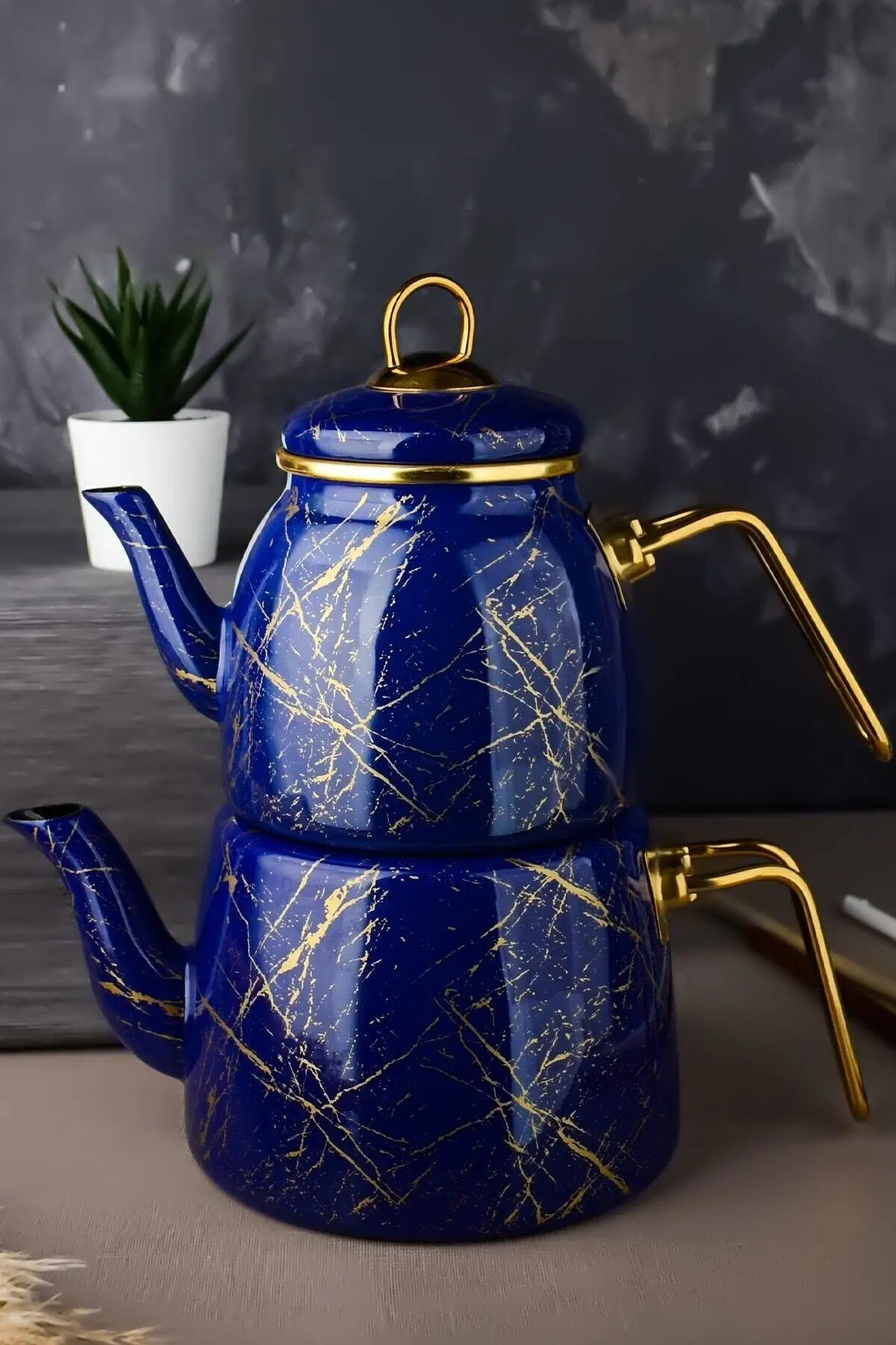 

Teapot Elite Class Dark Blue Broken Marble