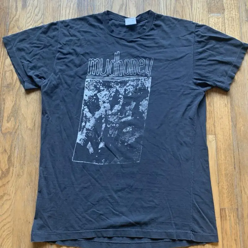 

УЛЬТРАЯ РЕДКИЙ ДИЗАЙН ВИНТАЖНАЯ ФУТБОЛКА МУДФОНЫ 90-х с черным поясом МУЖСКИЙ РАЗМЕР XL