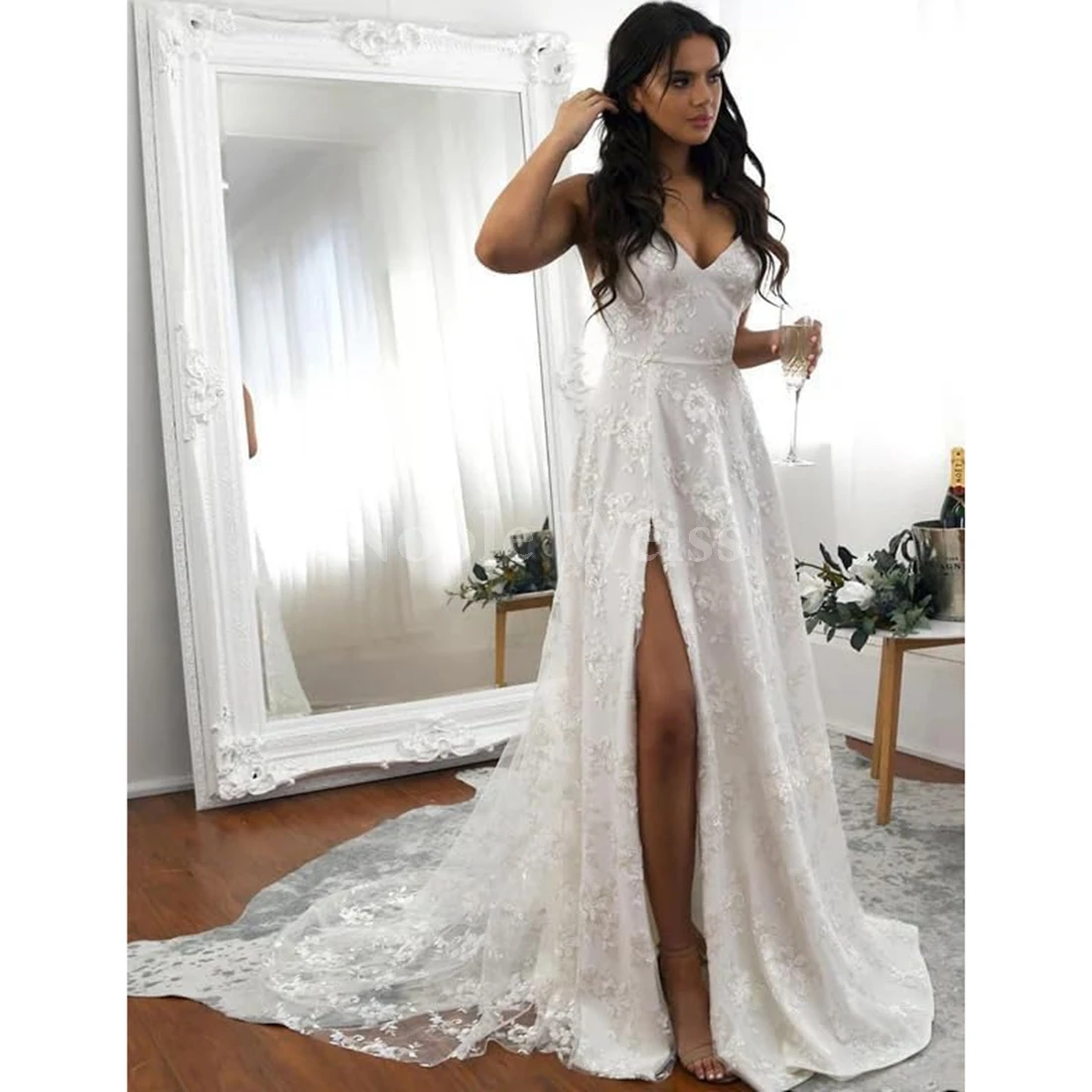 Robes de mariée en dentelle pour femmes, col en V, robe de patients Boho, robe de mariée de plage avec train de balayage personnalisé