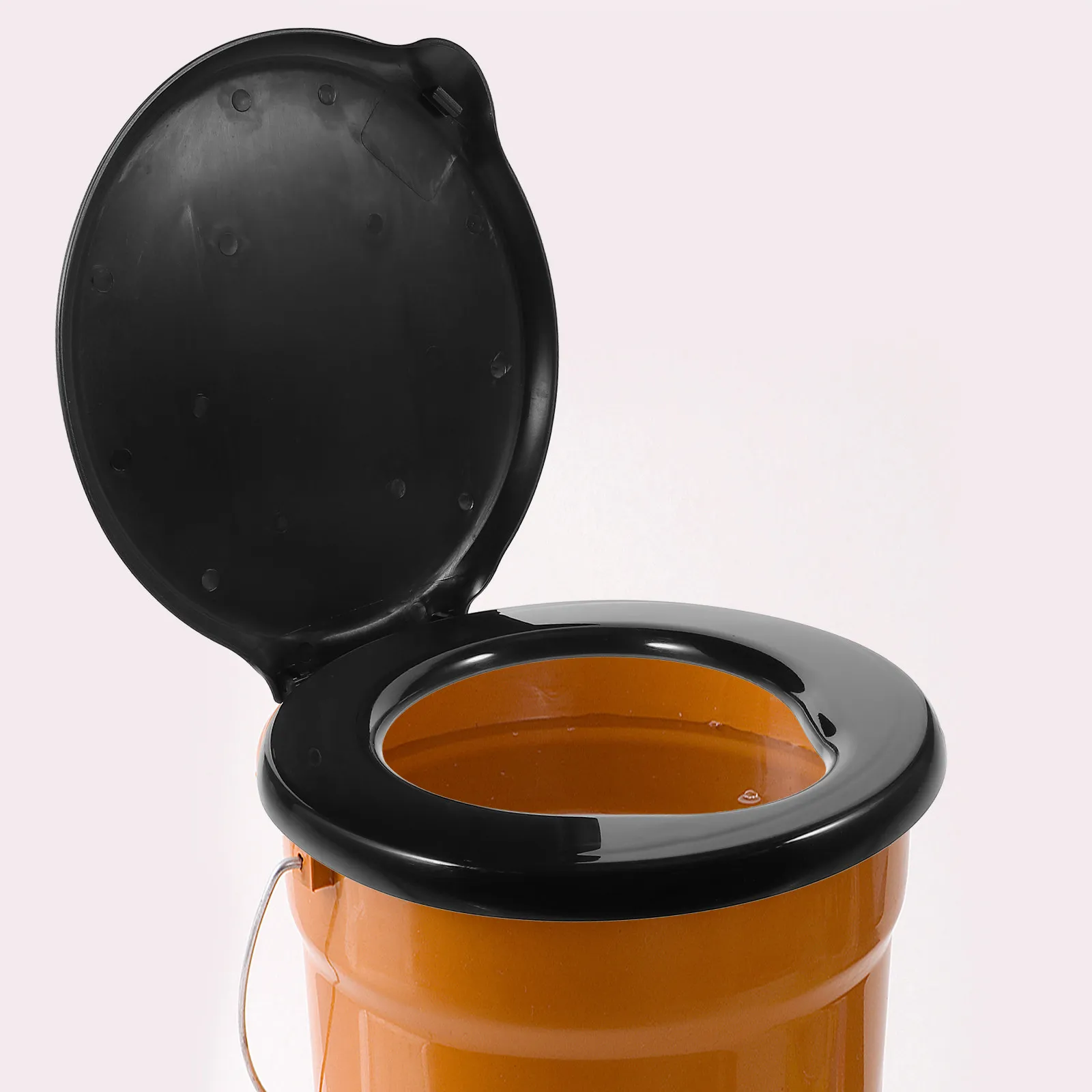 

Portable Bucket Camping Lid for Toilet Seat With Lid Outdoor Home Use PP Material Easy Clean Toilet Seat Cover