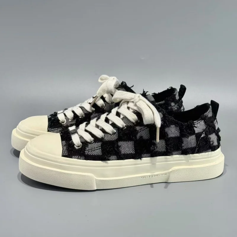 

Новинка 2025, мужская обувь, осенняя обувь для скейтборда на толстой подошве, повседневная универсальная обувь для хлеба, корейская версия, модные спортивные туфли для доски