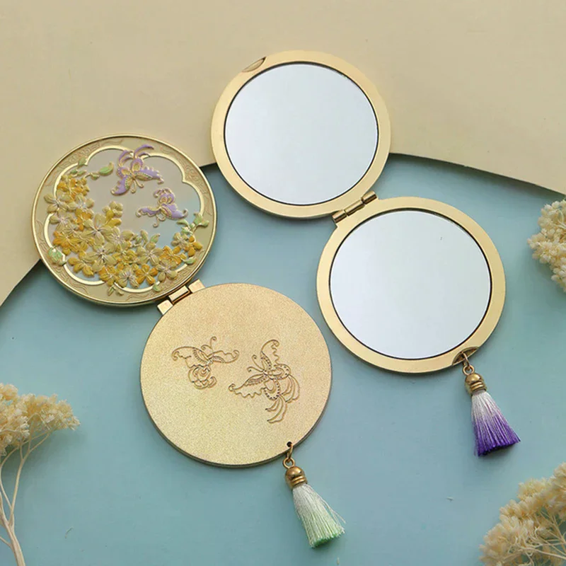 Chinese Style Craft Metal Makeup Mirror With Tassel Folding Portable Cosmetic Mirror Creative Exquisite Handheld Mirror Student