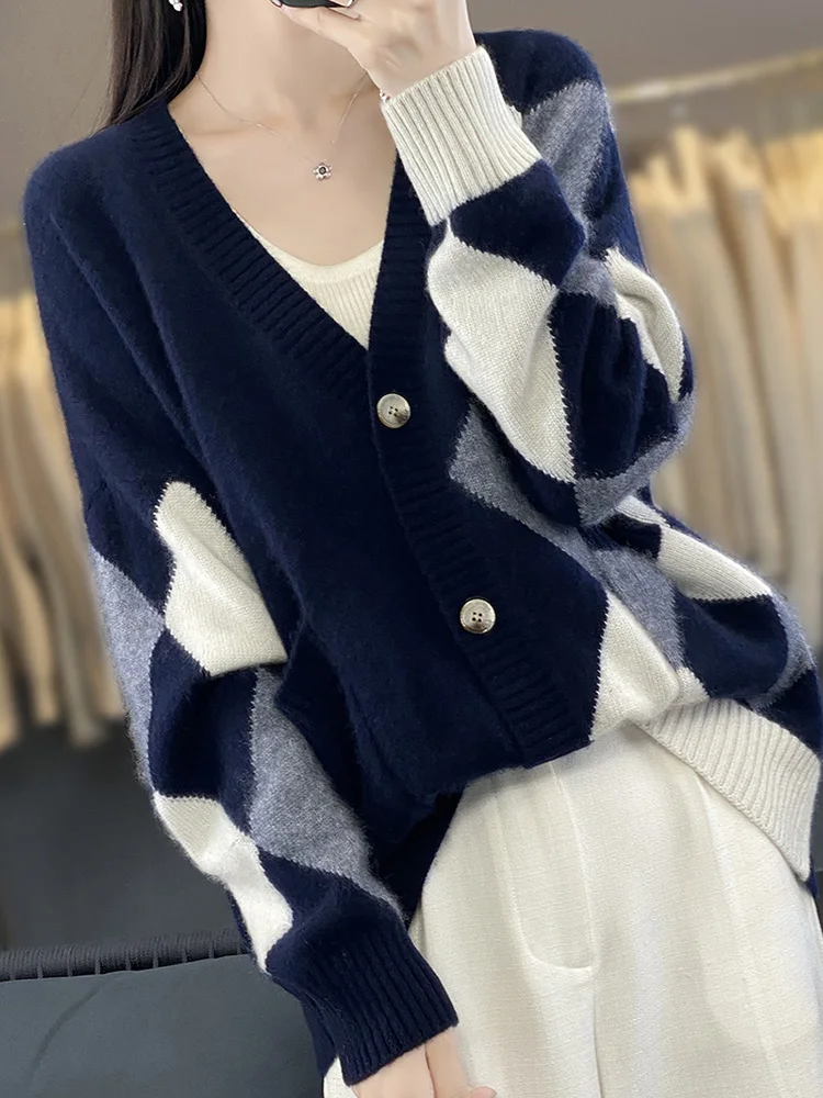 Large Size Thick Women's Cardigan 100% Merino Wool V-neck Pullover New In Coats Aesthetic Sweater Warm Fashion Knitwear Clothing