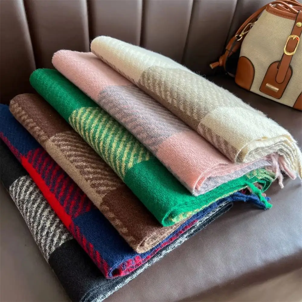

Fashion Luxury Winter Cashmere Scarf Keep Warm Windproof Warm Scarf Coldproof Thickened Women Shawl Wraps Winter Outdoor