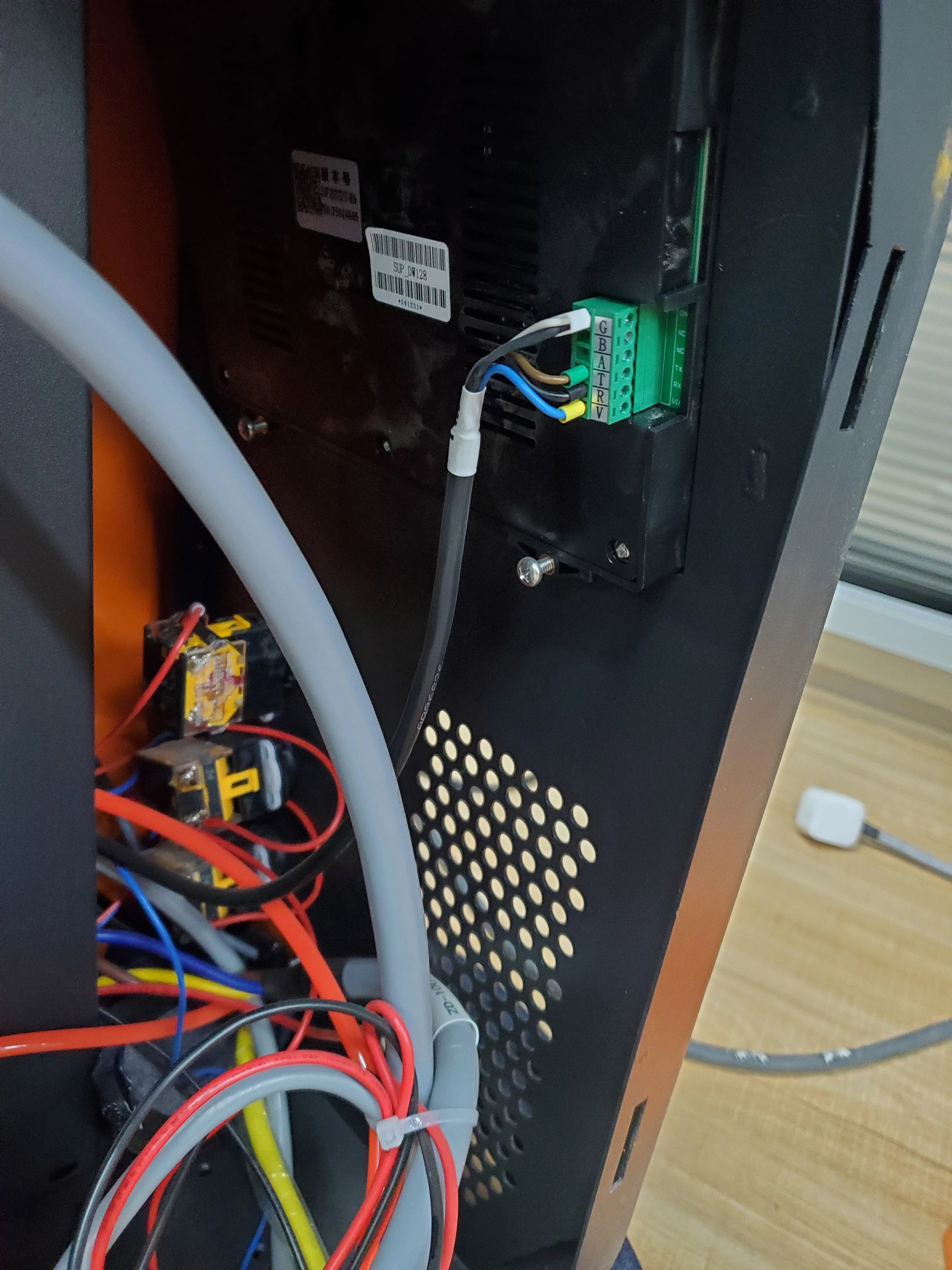 

Handy 1200W Laser Uniter | Greenhouse Frame & Toolbox Fix | air-cooled handheld laser welder Garage Workshop Must-Have