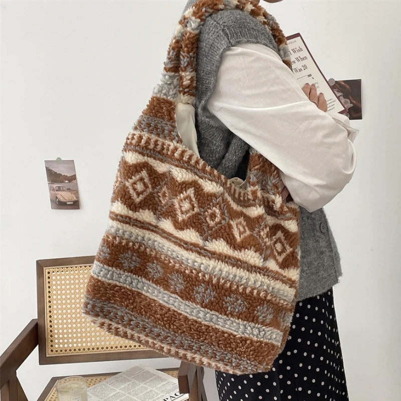 

Зимние клетчатые женские плюшевые сумки на плечо, винтажные леопардовые женские меховые сумки, большая вместительная женская сумка-тоут из искусственной овечьей шерсти