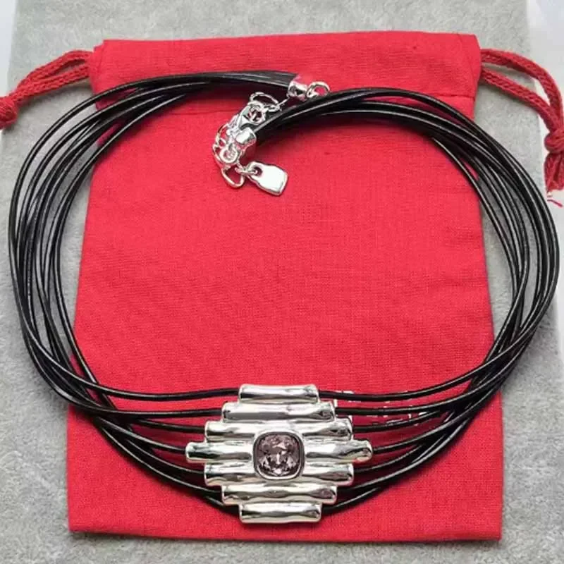 

2025 Luxury Selling Exquisite High Quality UNO DE 50 Fashion Classic 925 Necklace Jewelry Romantic Holiday Gift