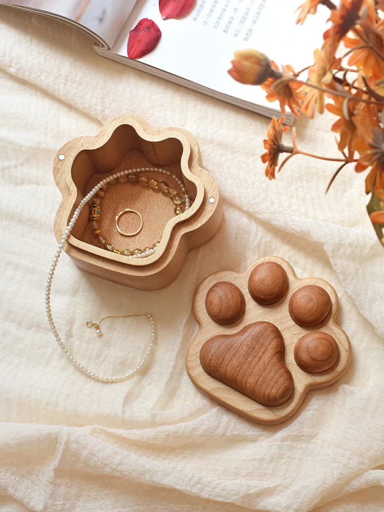 Hand-Shaped Brush Storage Box Cute Solid Wood Desktop Ornaments