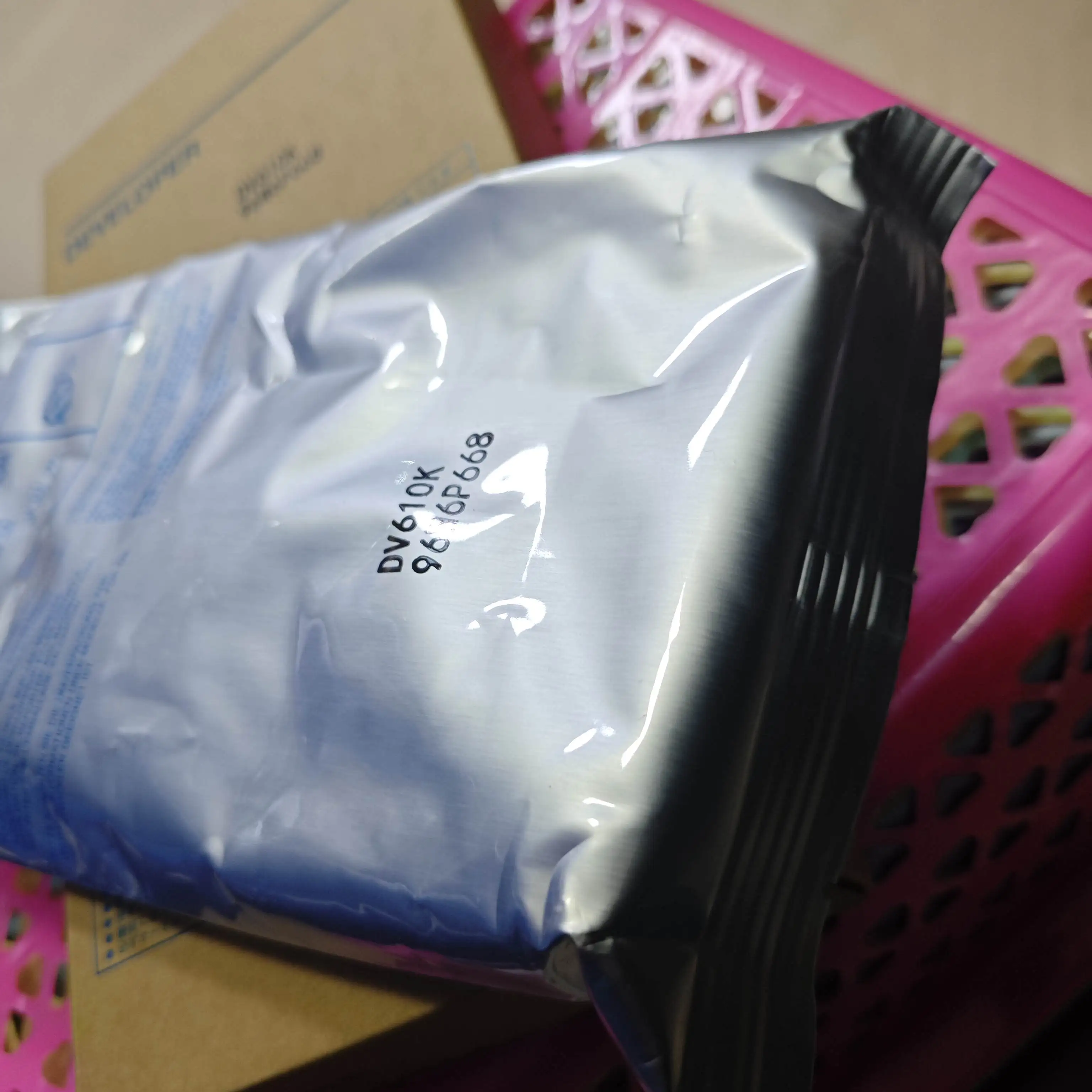 

1pcs. 1100g Original quality DV610 developer for Konica Minolta Bizhub C6501 C6500 C6000 C7000 tron Powder DEVELOPER