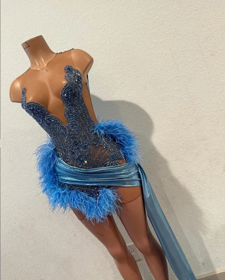 Sky Blue Short Prom Homecoming Dresses Sparkly Diamond Crystal Ostrich Feather Birthday Cocktail Gown vestidos de gala mujer