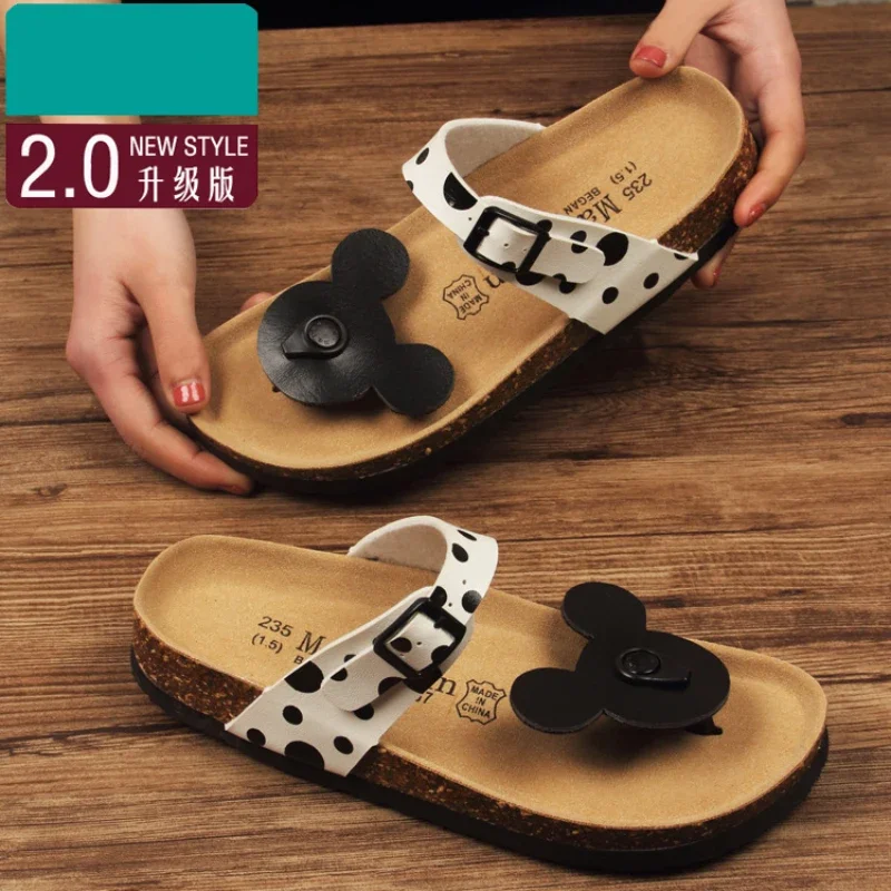 Disney Mickey Minnie Women Flip Flops Cartoon Fashion Summer Beach Slipper Men Casual Breathable  Antiskid Beach Sandals Slipper