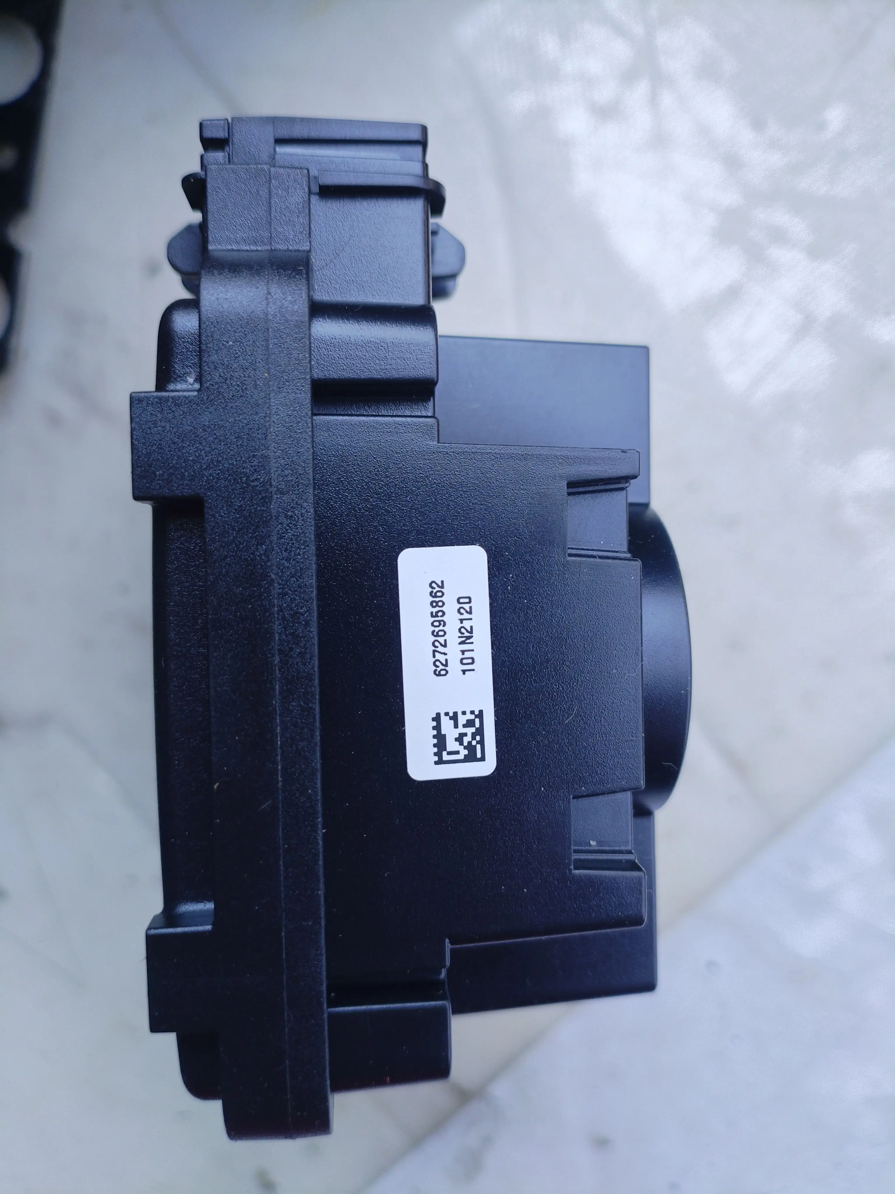 محرك ثلاجة السيارة دانفوس 101N2120