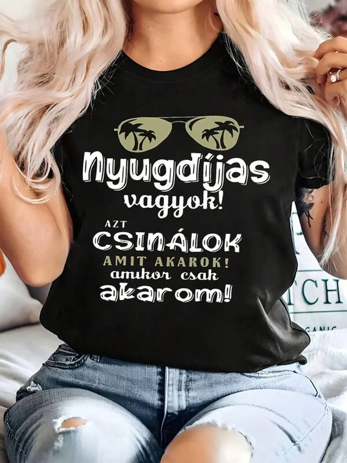Hungarian Letter Print Women's T-Shirt, Short Sleeve Crew Neck Casual Top For Summer & Spring, Women's Clothing