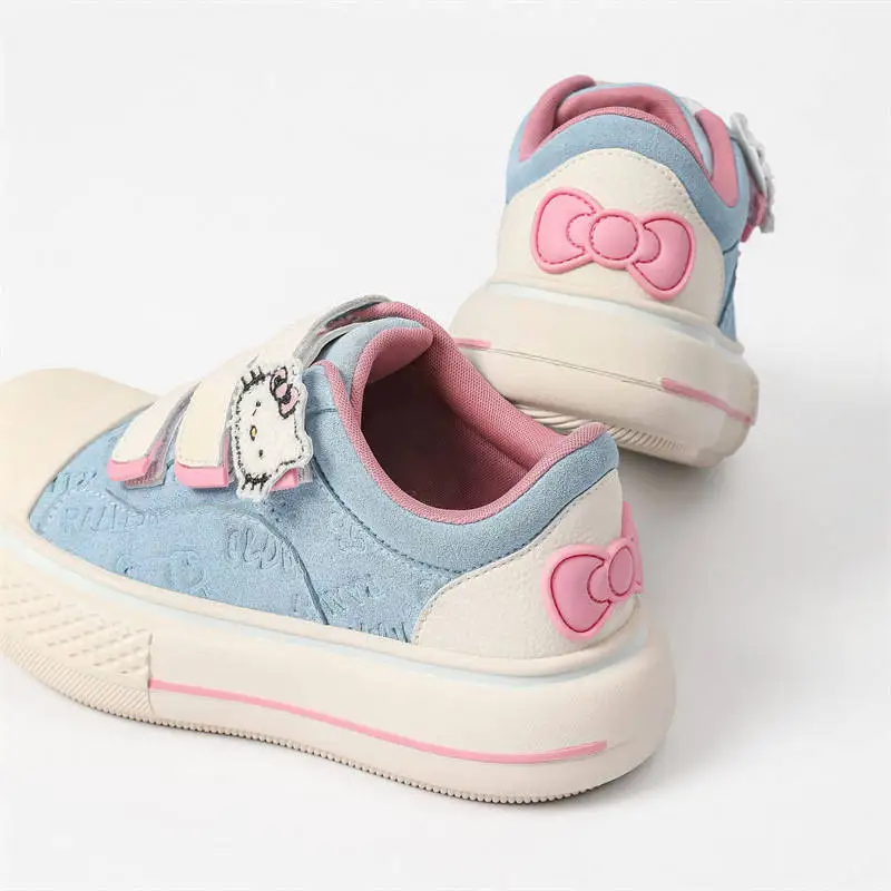 

Женские джинсовые кеды Hello Kitty на платформе 2026 года, милые повседневные кроссовки на толстой подошве, парный стиль для весны и осени