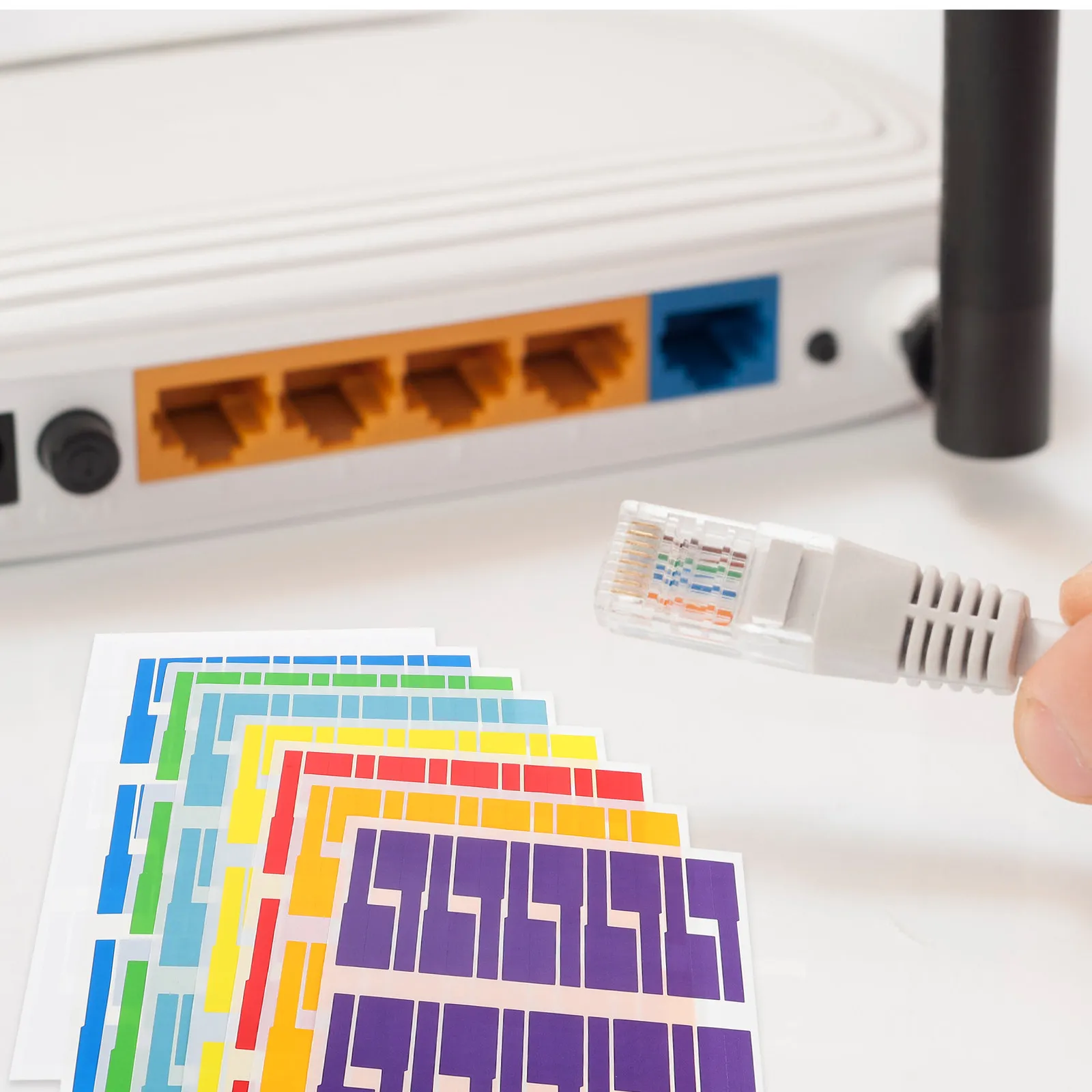 

40 листов этикеток-наклеек для кабелей, водонепроницаемые, устойчивые к выцветанию и деформации, для маркировки Ethernet-кабелей и проводов