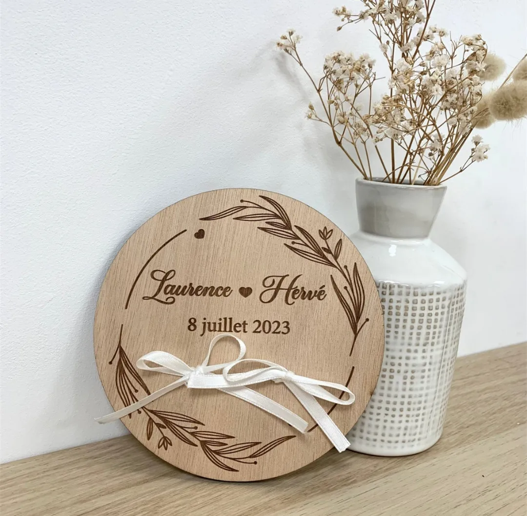 パーソナライズされた木製のリングスタンド,素朴な結婚式のギフト,記念日