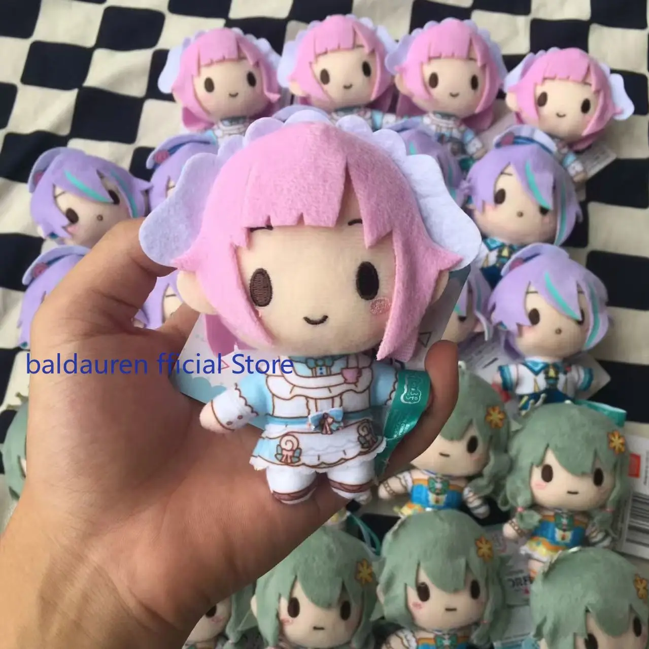 مشروع Sekai Otori Emu Kamishiro Rui Kusanagi Nene Yoisaki Kanade