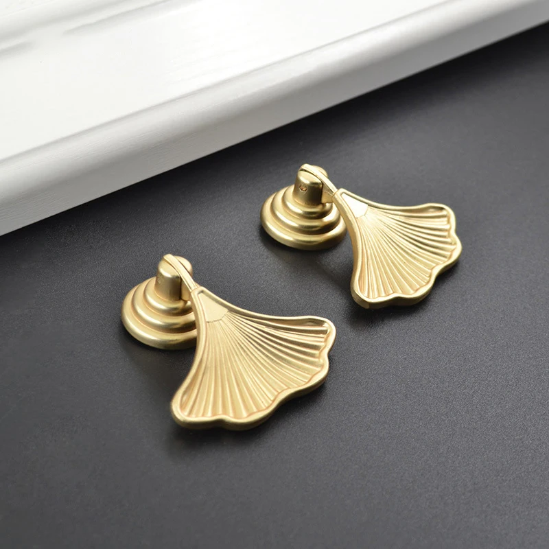 Nordic Style Gingko Leaf Brass Handles Furniture Cabint Pulls Luxury Wardrobe Dresser Cupboard Cabinet Drawer Pulls Knobs