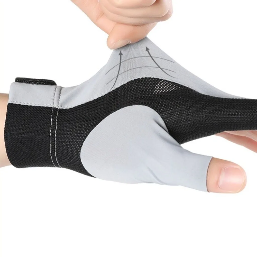 1Pcs Three Fingers Snooker Glove Anti-slip Breathable Billiard Glove Wear-resistant Elastic Training Glove Fitness Accessories
