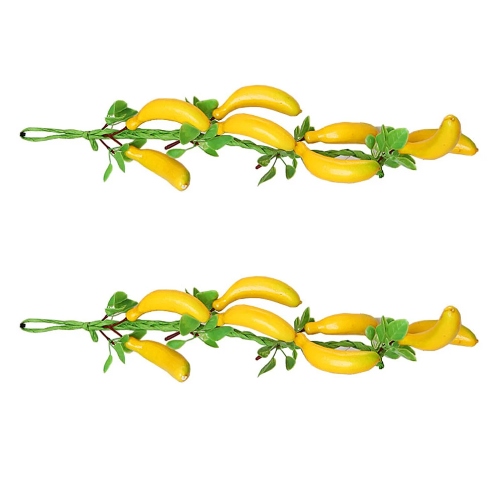 

2Pcs Fake Fruit Banana Hanging Pendant Stylish Realistic Simulation Decoration for Indoor Outdoor Wall Garden Decor