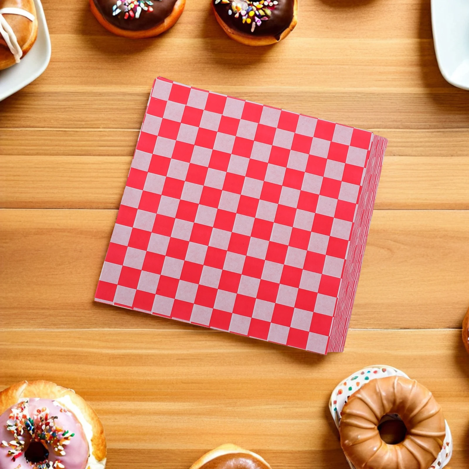 

Greaseproof Basket Liner 18x18cm Red White Checkered Wax Paper Sheets for Fries Burgers Sandwiches Picnic Party Food