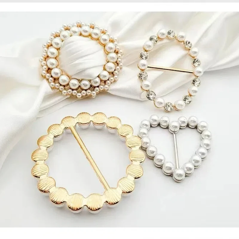 حلقة معدنية كليب تي شيرت هيم كليب الملابس الزاوية معقود زر حجر الراين دائرة كليب وشاح مشبك بروش الملابس التفاف حامل