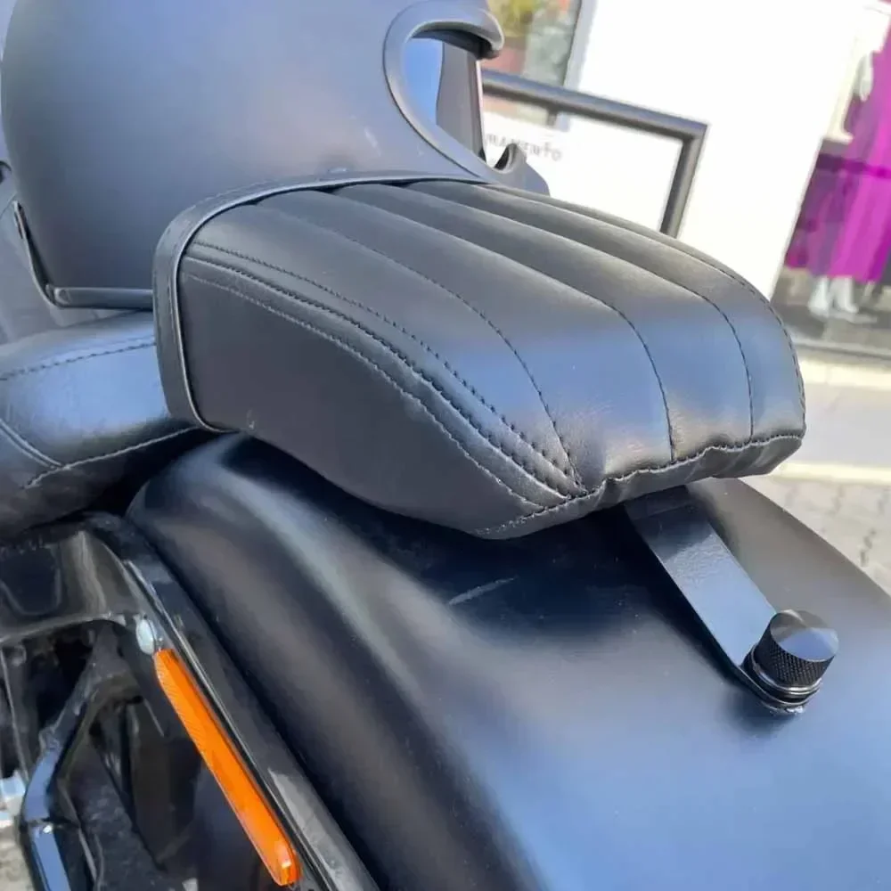 

Мотоциклетное заднее пассажирское сиденье Cafe Racer Bobber, седло для Harley Softail Street Bob 2018-2022, модель FXBB