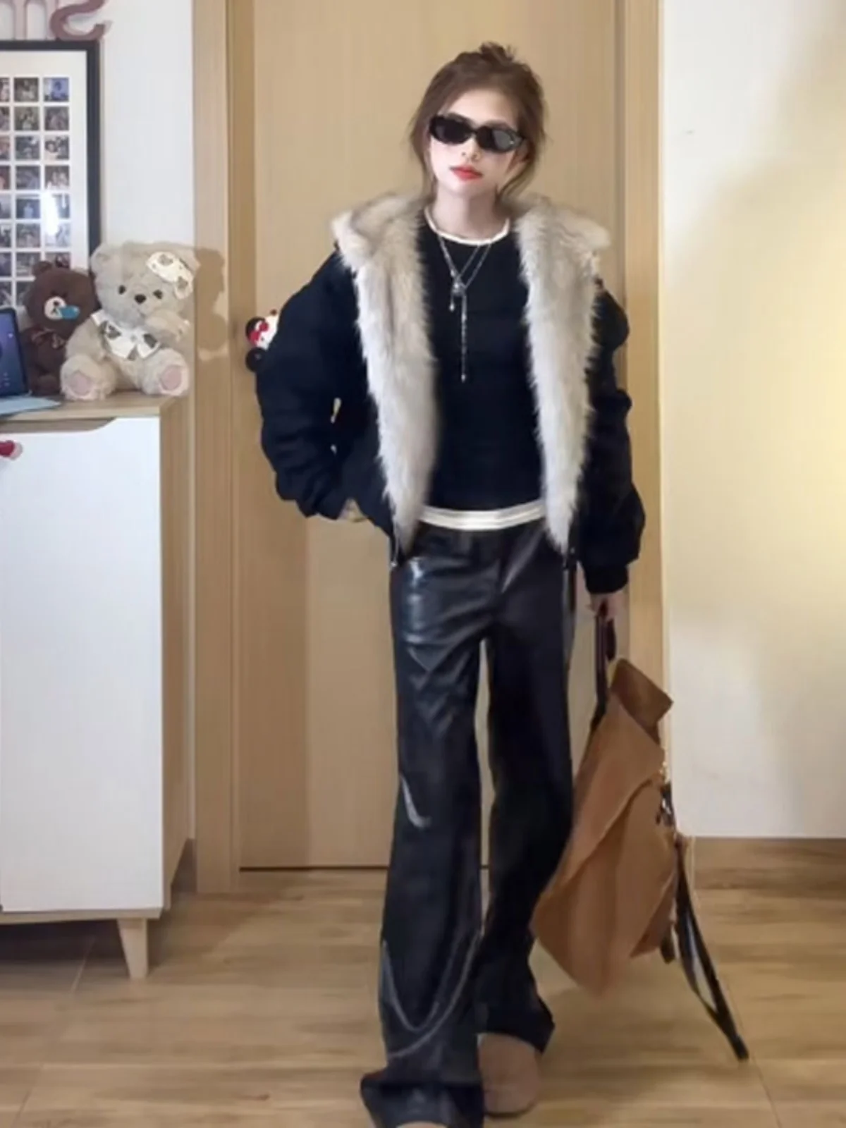 

Stylish Short Cotton Jacket with Fur Collar Unique Spring New Arrival Fashionable for Small Figures X-78 Brand Straight Cut