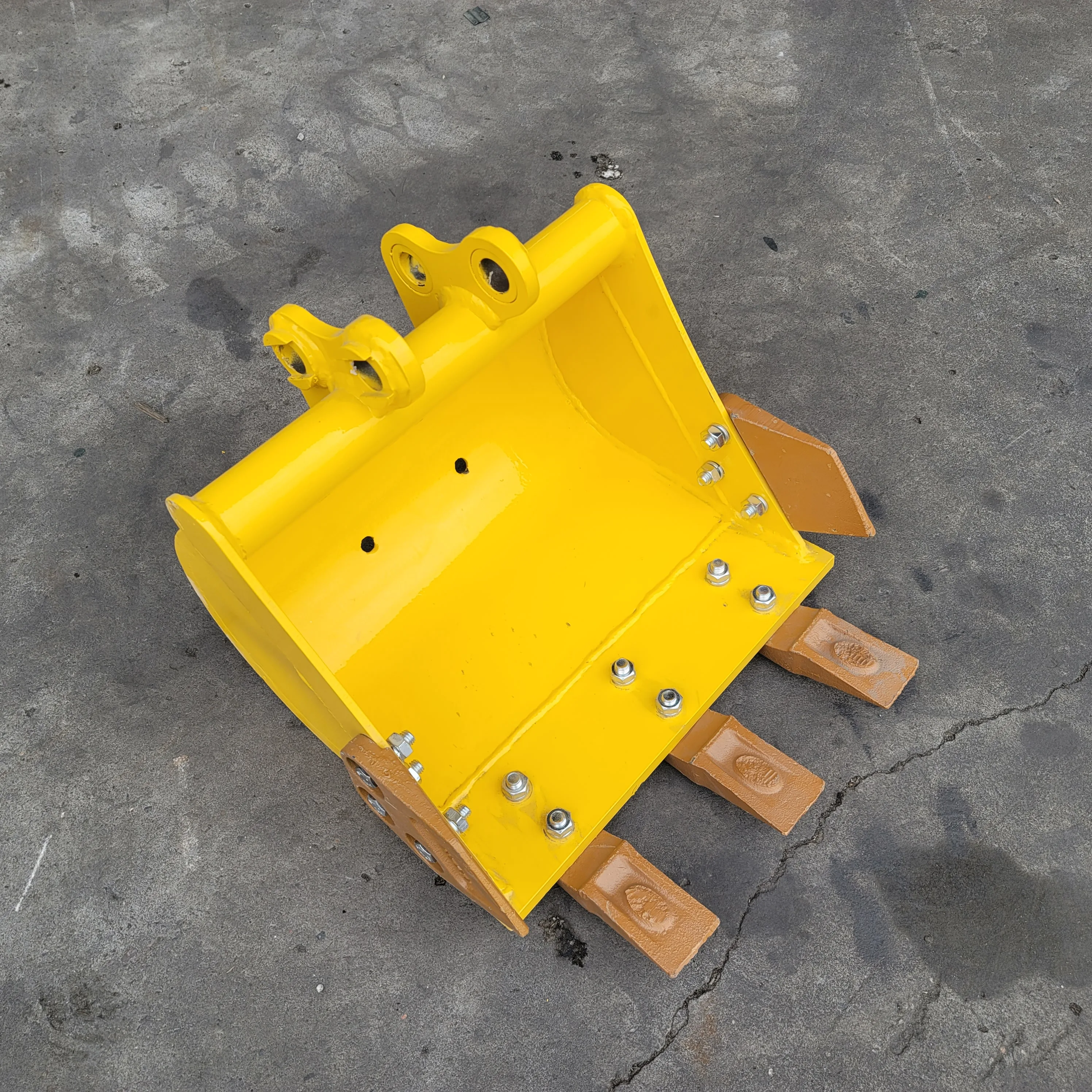 Hot Selling Customized Excavator Accessories Hydraulic Thumb Clamp Rock Rake bucket price