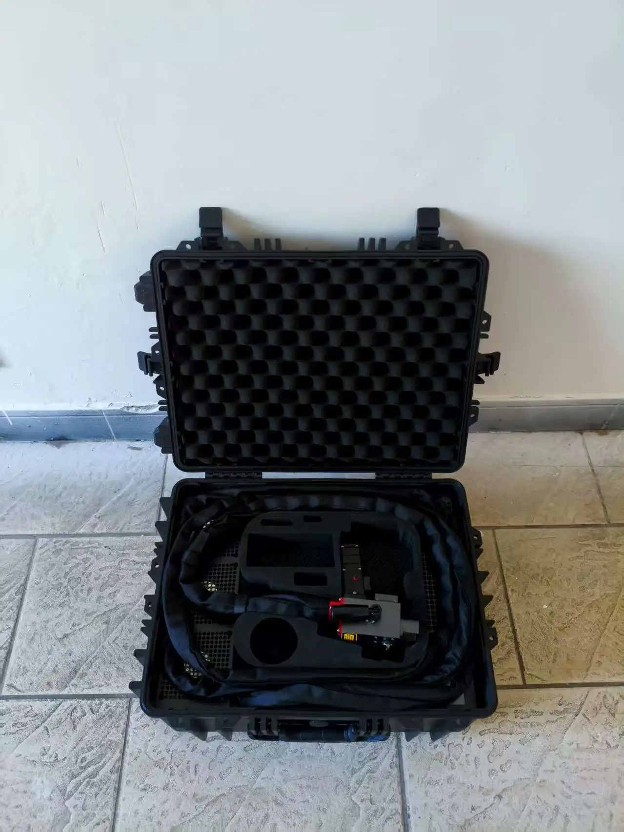 200W JPT Laser Rust Removal Machine Suitcase Portable Fiber Laser Cleaning Machines for Business