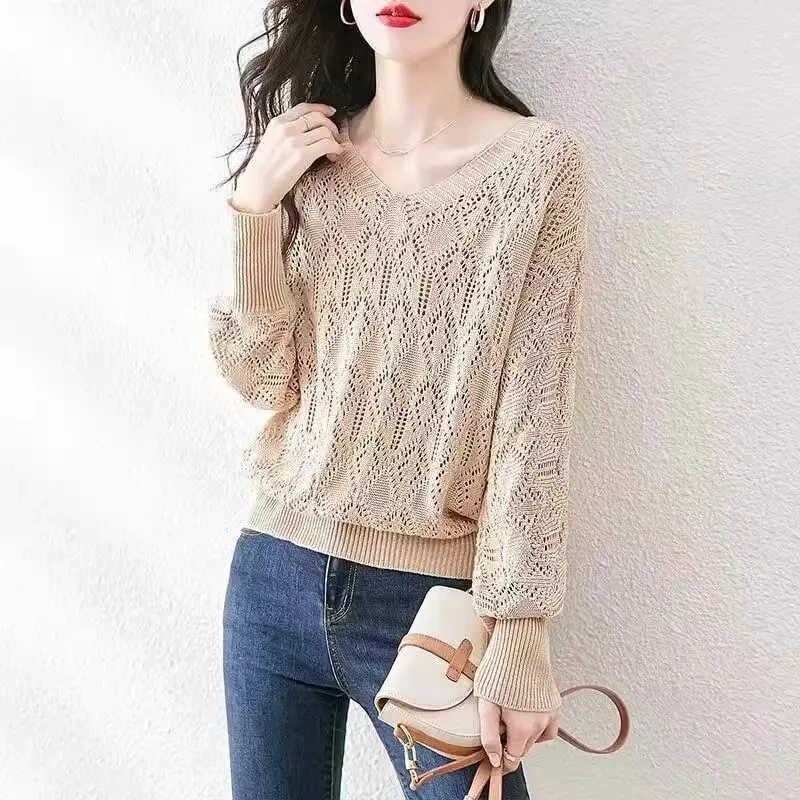 2024 Ladies' Spring Summer Clothes New Ladies' Fashion Relaxed And Casual Solid Color V-Neck Lazy Wind Comfortable Sweater Women