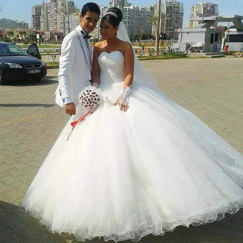 

ANGELSBRIDEP Ball Gown Sweetheart Wedding Dress Vestido De Noiva Fashion Applique Tulle Formal Bride Dress Plus Size