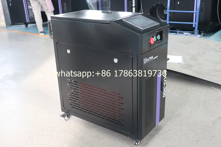 Handheld Wall Graffiti Pulse Cleaning Laser Machine 300W 500W High Power Pulse Laser Cleaning Machine