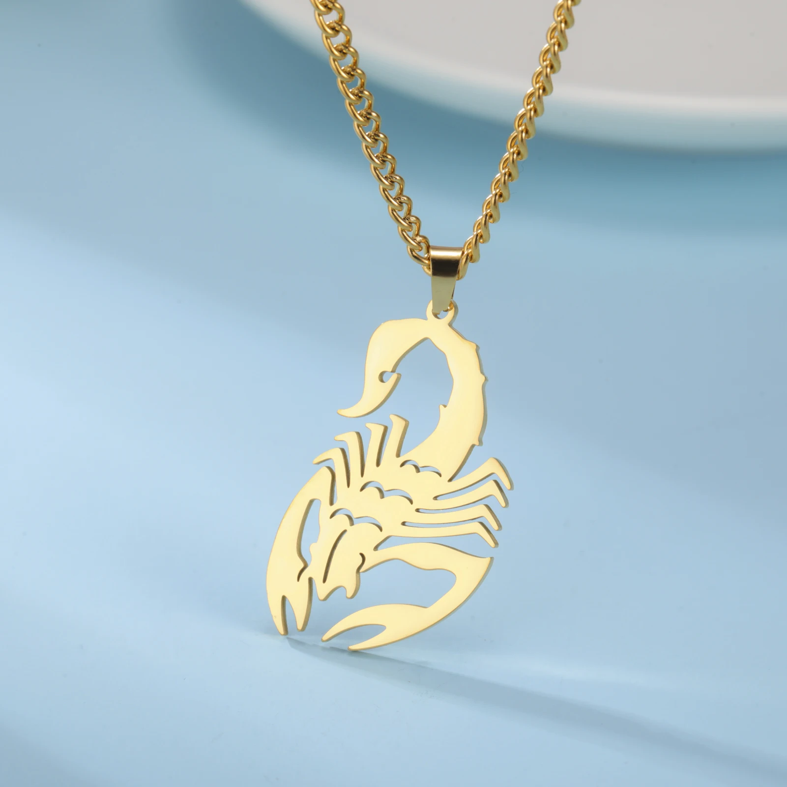 Kkjoy Skorpion-Anhänger-Halskette, glatte Linien, exquisite Handwerkskunst, für Männer und Frauen, Skorpion, exklusives, personalisiertes Schmuckgeschenk – Detail 6