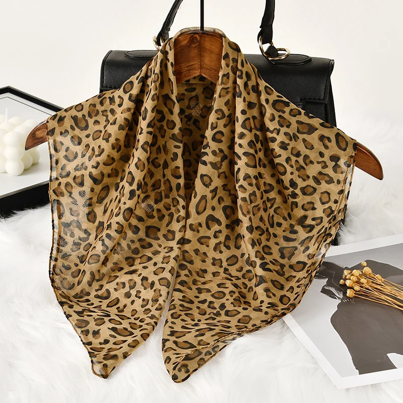 Рисунок 4 - 60*60 см маленький квадратный шарф