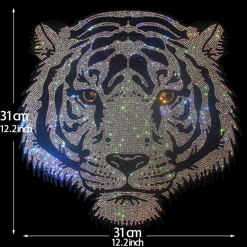 

Высококачественный узор тигра со стразами и ромбовидными заплатками гладить на свитерах, пальто и аксессуарах для одежды.