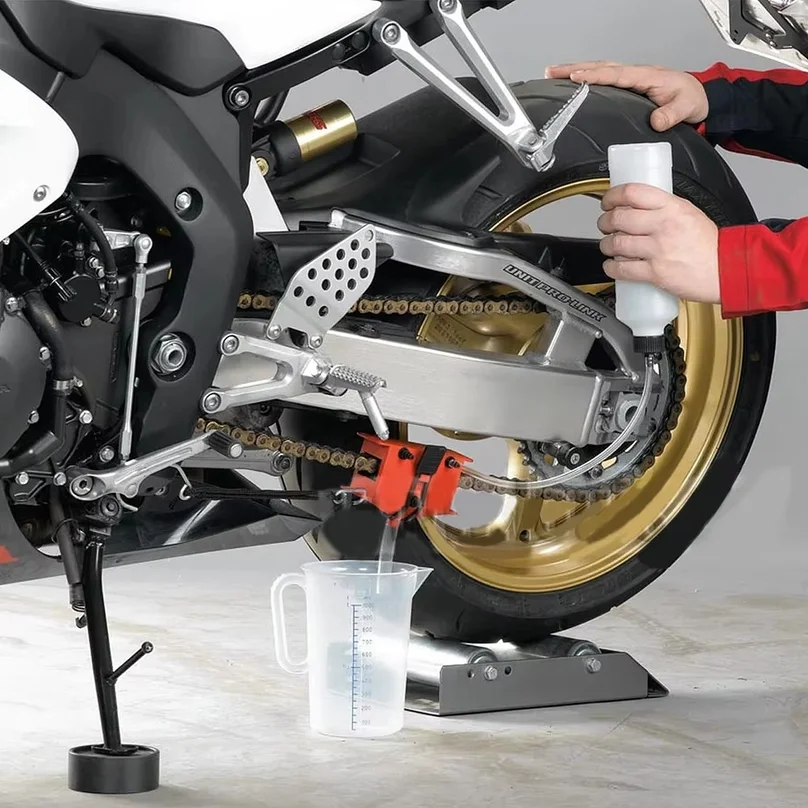 Motorcycle chain cleaning machine kit Brush Gear Cleaner Tool For Motorbike Chains Lube Device Lubricating Accessory