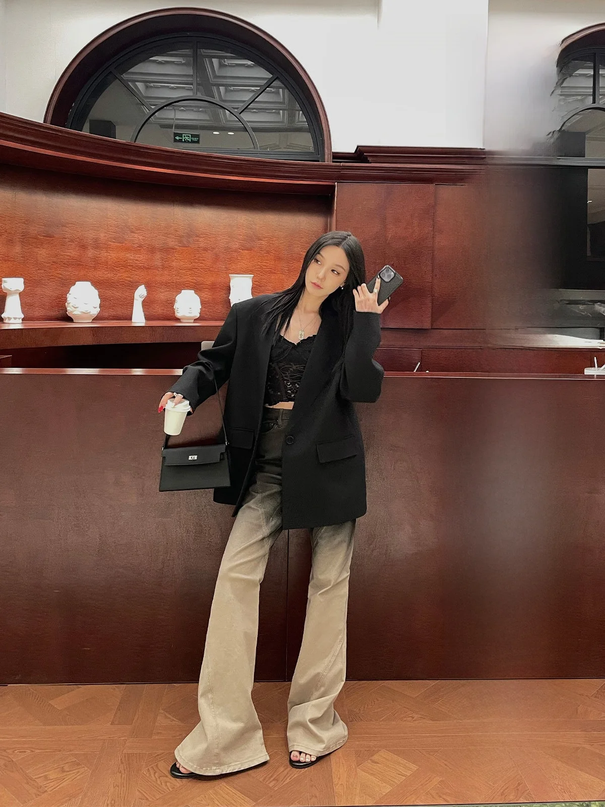 

Прямые расклешенные джинсы с высокой талией, женские джинсовые брюки с талией, весенние новые брюки для поездок на работу, цвет Bla