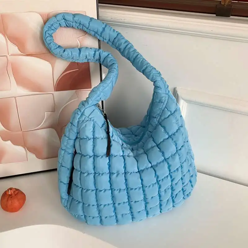 

2024, новая сложенная женская сумка Cloud, большая сумка Capaci на одно плечо, наклонная сумка через плечо, лоскутная большая сумка Faion Trend