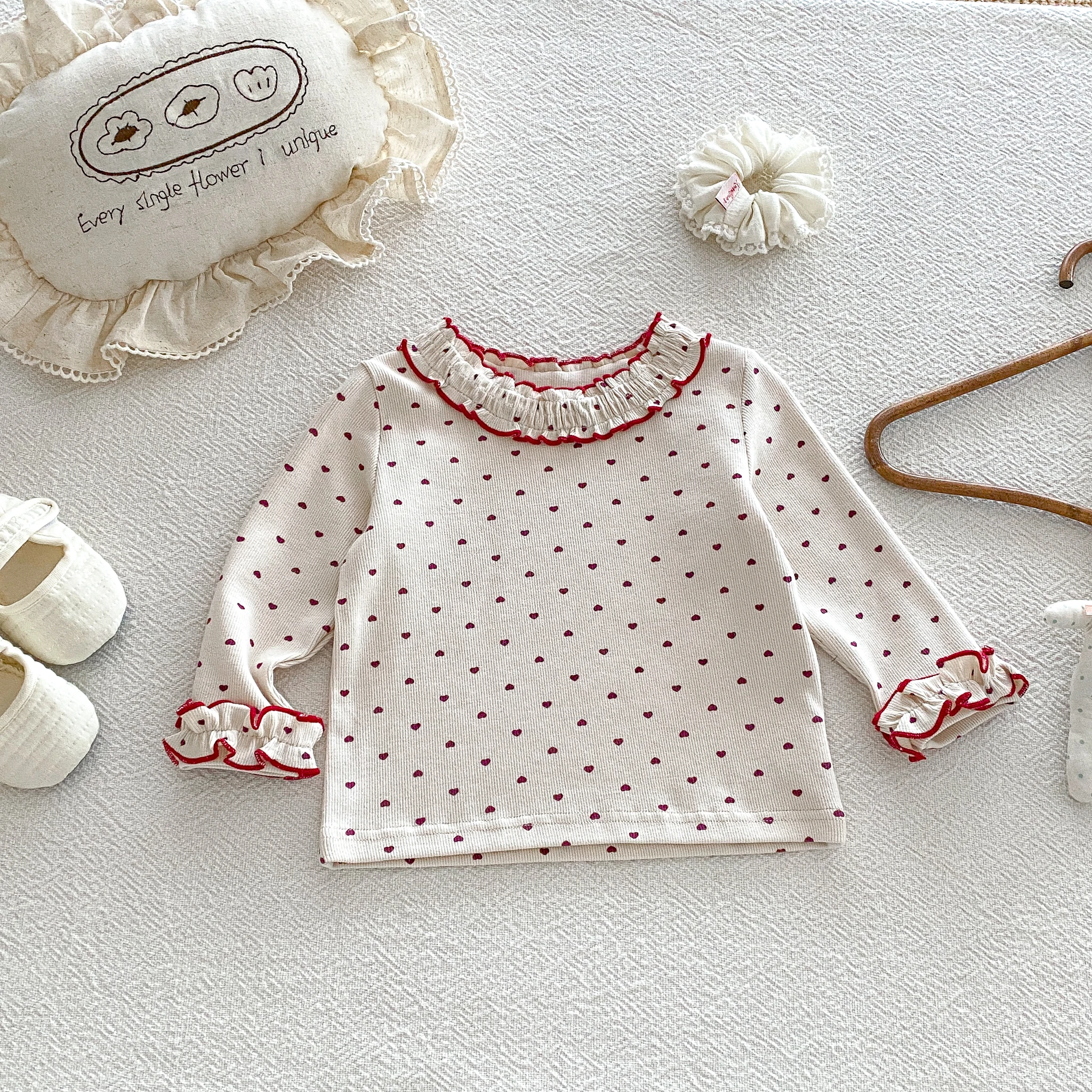 Herbstbekleidung, Innenfutter mit Rundhals-Baby-Base-Shirt mit Aufdruck, Mädchen-Langarm-T-Shirt in Babygröße