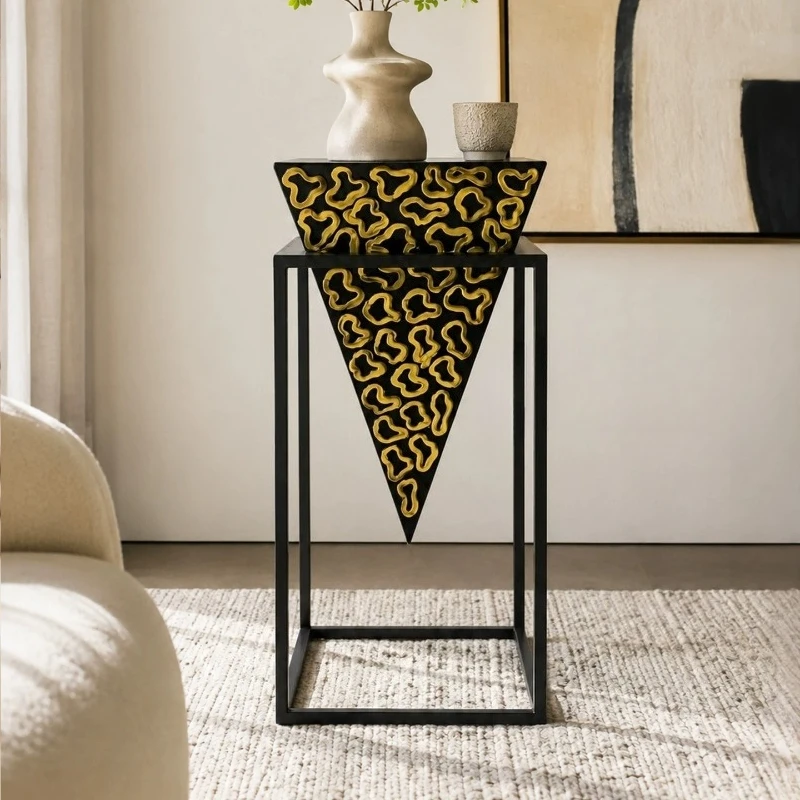 Home Furniture Minimalist Coffe Table, Living Room Sofa End Table Cream Wind Geometric Triangle Edge Metal Advanced Shelf