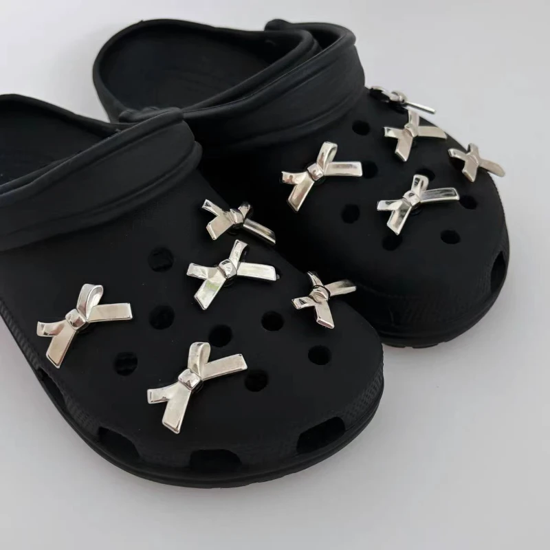 Whole Set Hot Sale DIY Hole Shoes Charms for Cute Cartoon Handmade Charms Designer Quality Garden Shoe Decoration Girl Gift
