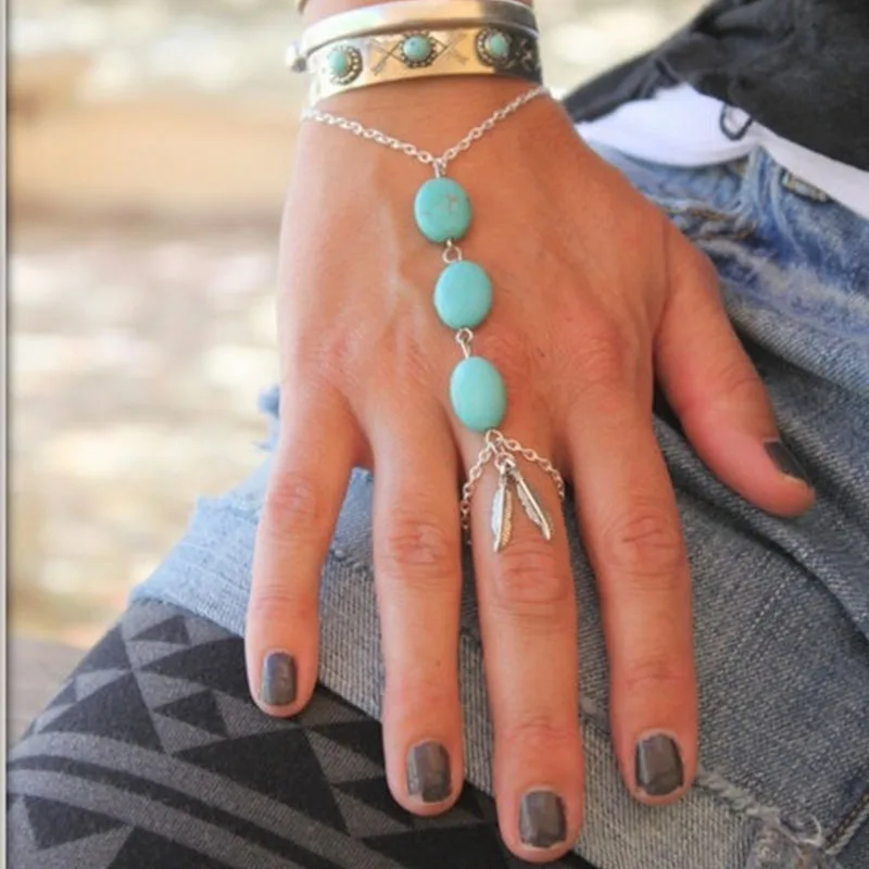 Chain and Howlite Turquoise Index/Thumb Finger Slave Bracelet Adjustable Hand Piece Native Style