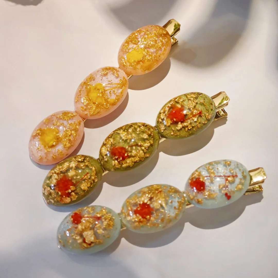 

3253 Wholesale Dried Flower Hair Clip Gypsophila Gold Foil 8cm Large Side Clip Wholesale Christmas Birthday Gift Fairy Bangs