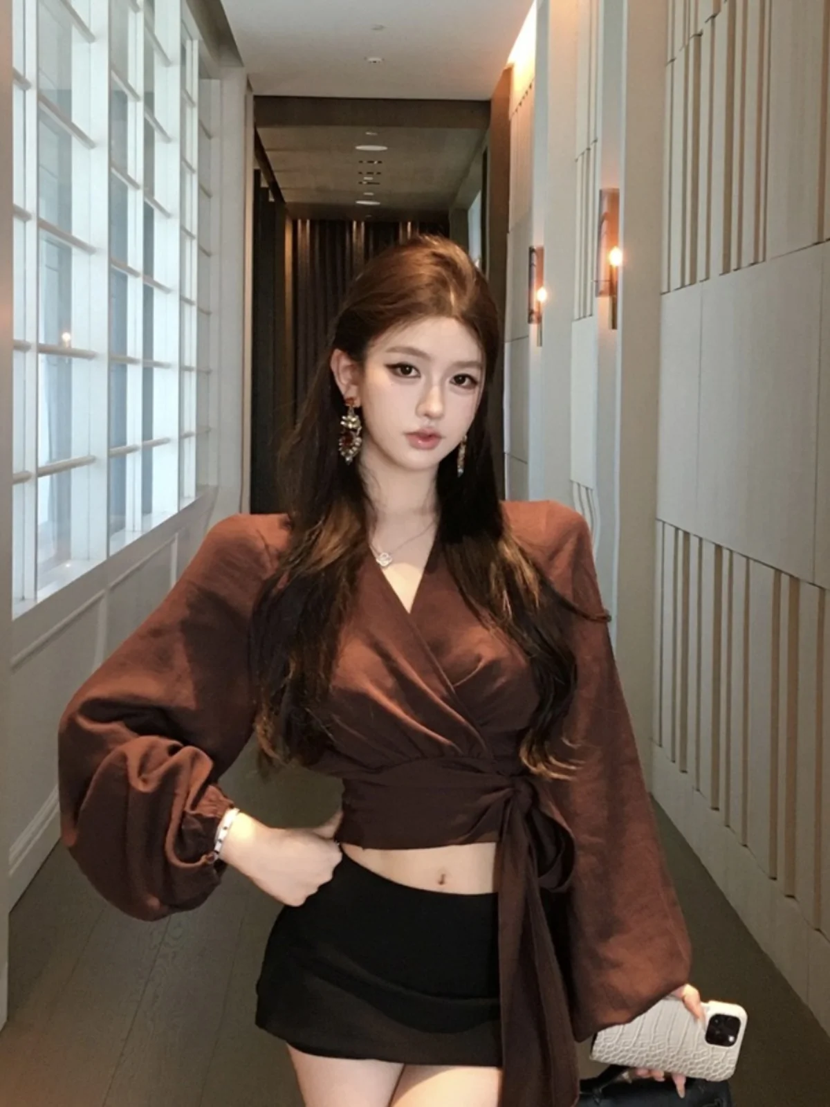 여성용 허리 조임 벨트 디자인 슬리브 탑 출퇴근용 순색 폴리에스터 섬유