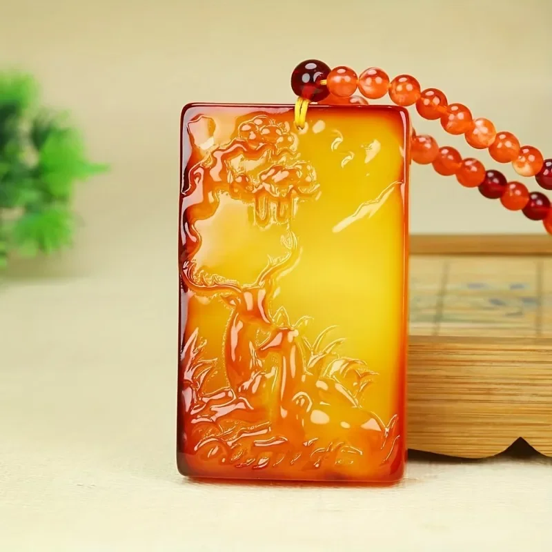 Second-generation Amber Engraved Deer and Plum Blossom Pendant Necklace
